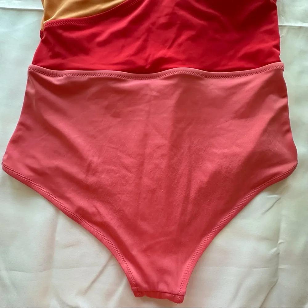 Serra vibrant red orange pink one‎ piece v neck swimsuit women’s large